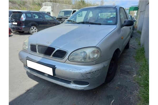 daewoo lanos (1997) del año 