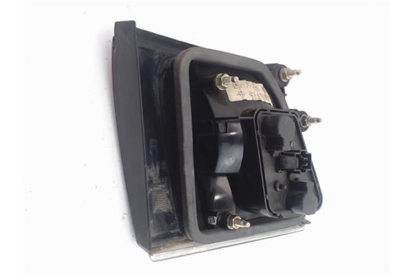 Recambio de piloto porton trasero derecho para saab 900 berlina referencia OEM IAM 4831178 4521522 