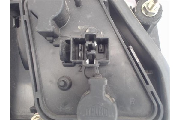 Recambio de piloto porton trasero derecho para saab 900 berlina referencia OEM IAM 4831178 4521522 