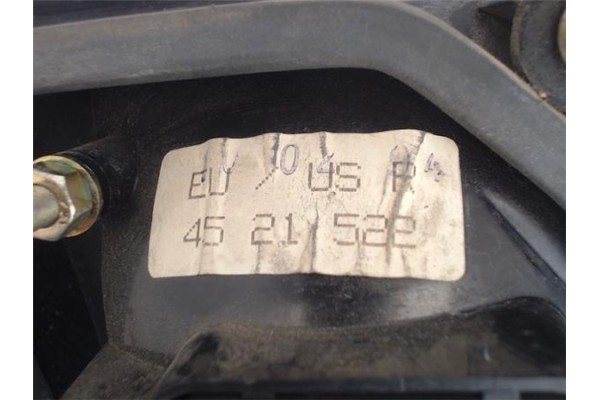 Recambio de piloto porton trasero derecho para saab 900 berlina referencia OEM IAM 4831178 4521522 