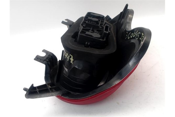 Recambio de piloto trasero izquierdo para smart fortwo coupe 0.8 fortwo coupe cdi (33kw) (451.300) referencia OEM IAM A451820016