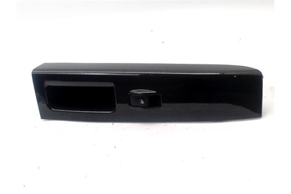 Recambio de botonera puerta delantero derecha para kia sorento (bl) 2.5 crdi referencia OEM IAM 935753E0108Y  