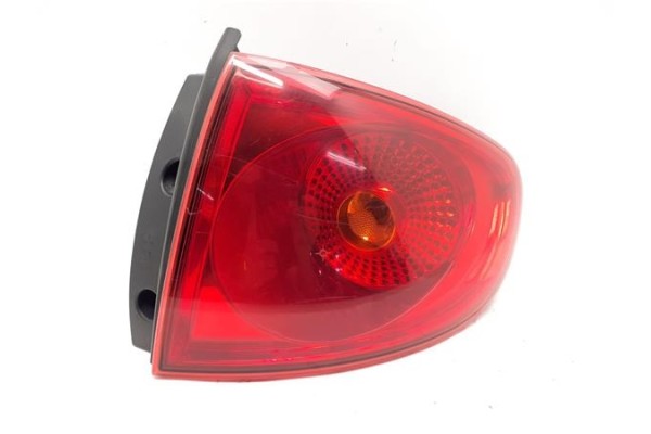 Recambio de piloto trasero derecho para seat altea (5p1) 1.9 tdi referencia OEM IAM 5P0945096E  