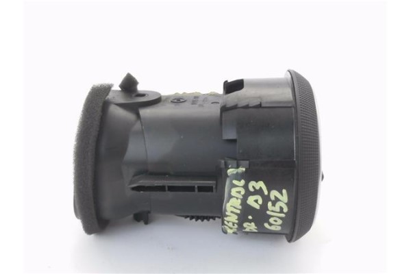 Recambio de rejilla entrada de aire para audi a3 (8p1) 2.0 tdi 16v referencia OEM IAM 8P3807647  