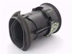 Recambio de rejilla entrada de aire para audi a3 (8p1) 2.0 tdi 16v referencia OEM IAM 8P3807647  