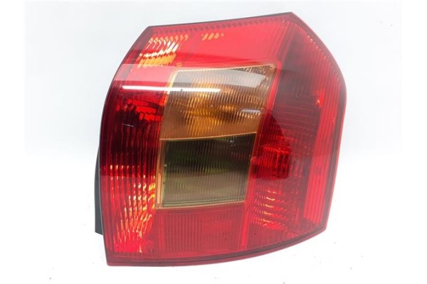 Recambio de piloto trasero derecho para toyota corolla (e12) 2.0 d-4d referencia OEM IAM 8155102150  8155113650 , TOYOTA | 81550