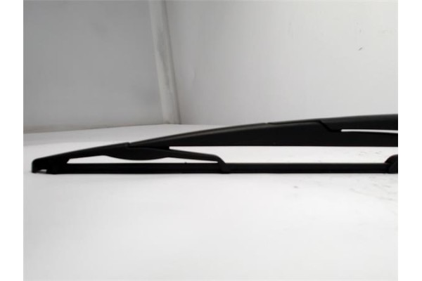 Recambio de brazo limpiaparabrisas trasero para peugeot 307 (3a/c) 1.6 hdi referencia OEM IAM 9634372177  