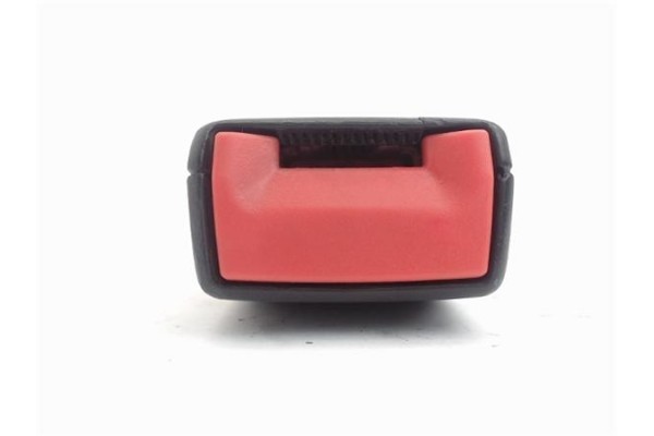 Recambio de anclaje cinturon delantero derecho para seat altea (5p1) 1.9 tdi referencia OEM IAM 5P0857756G QVZ  