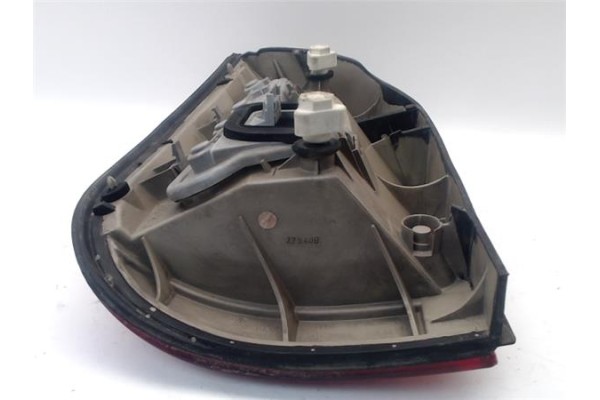 Recambio de piloto trasero derecho para opel zafira a 2.2 dti 16v referencia OEM IAM 1222084 275408 