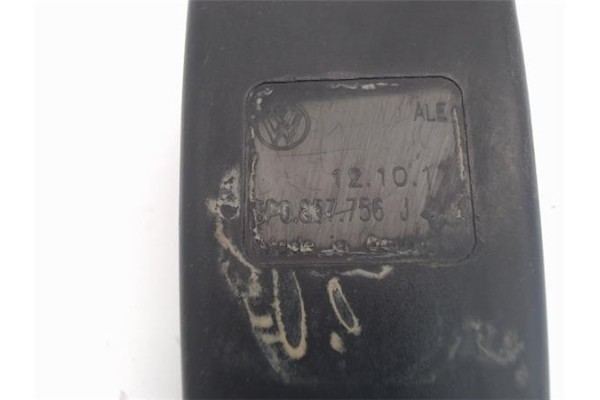 Recambio de anclaje cinturon delantero derecho para seat altea (5p1) 1.9 tdi referencia OEM IAM 5P0857756G QVZ  