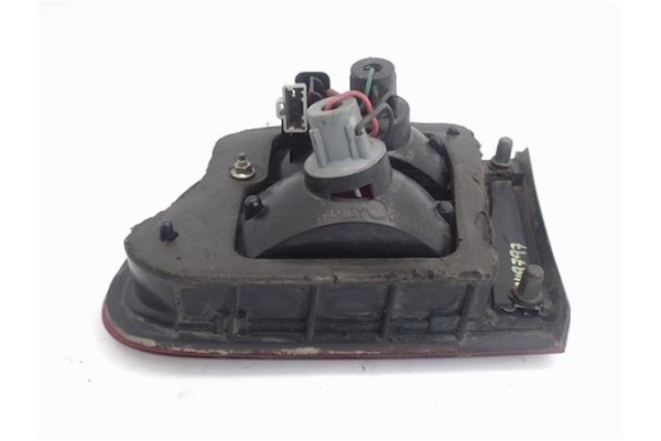 Recambio de piloto porton trasero izquierdo para honda civic berl. 3/4 (eg/eh) referencia OEM IAM 0431124  