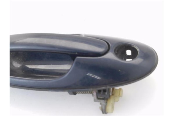 Recambio de maneta exterior delantero derecha para hyundai coupe (j2) 1.6 fx coupe referencia OEM IAM 8266027003  