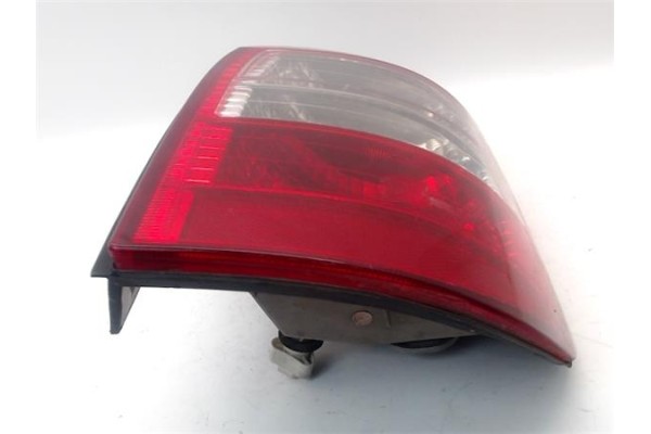 Recambio de piloto trasero derecho para opel zafira a 2.2 dti 16v referencia OEM IAM 1222084 275408 