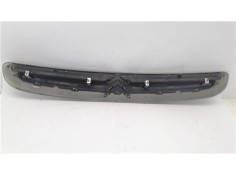 Recambio de rejilla capo para citroen xsara picasso referencia OEM IAM 9631507477  