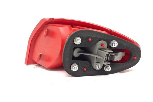Recambio de piloto trasero izquierdo para alfa romeo 147 (190) 1.6 t.spark eco distinctive referencia OEM IAM 46556349 FP0002 