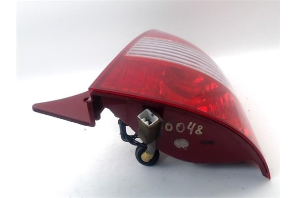 Recambio de piloto trasero derecho para kia picanto (sa) 1.1 referencia OEM IAM 9240207010  