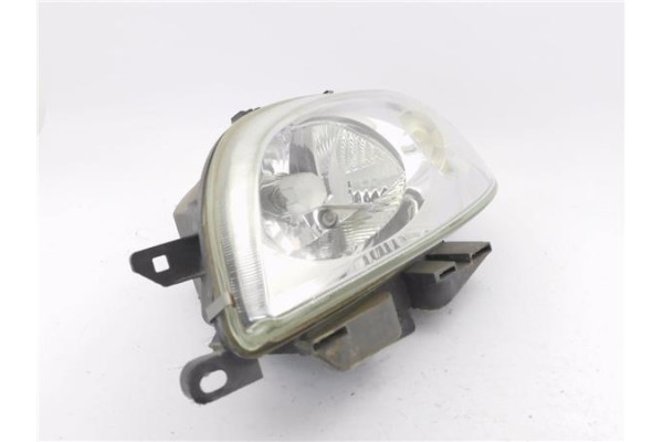 Recambio de faro delantero izquierdo para citroen saxo 1.4 sx referencia OEM IAM 9636331780 89004319 