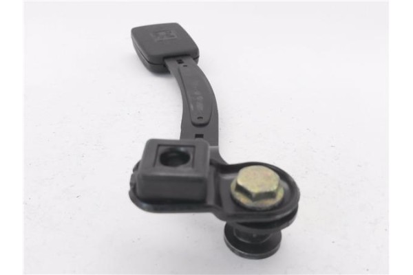 Recambio de anclaje cinturon delantero izquierdo para volkswagen golf iv berlina (1j1) 1.8 referencia OEM IAM 1J4858471  