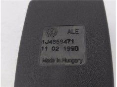Recambio de anclaje cinturon delantero izquierdo para volkswagen golf iv berlina (1j1) 1.8 referencia OEM IAM 1J4858471  