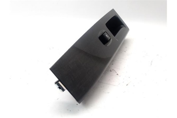 Recambio de botonera puerta delantero derecha para kia sorento (bl) 2.5 crdi referencia OEM IAM 935753E0108Y  