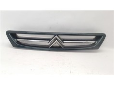 Recambio de rejilla capo para citroen xsara berlina referencia OEM IAM 9622040977  