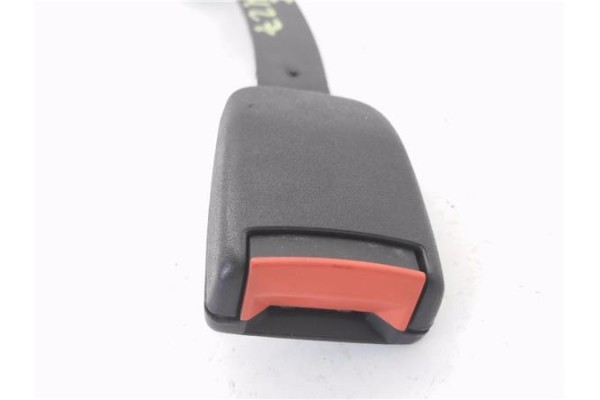 Recambio de anclaje cinturon delantero izquierdo para volkswagen golf iv berlina (1j1) 1.8 referencia OEM IAM 1J4858471  