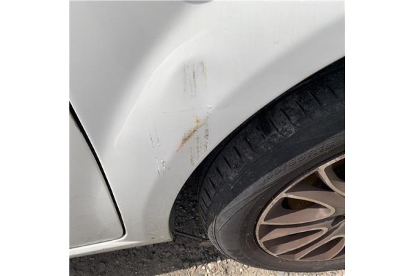 Recambio de aleta delantero derecha para fiat punto / grande punto (199) 1.4 referencia OEM IAM 51901100  