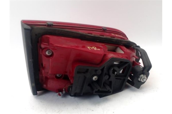 Recambio de piloto interior derecho para audi a4 berlina (8k2) 2.0 basis referencia OEM IAM 8K9945094B  