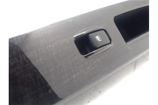Recambio de botonera puerta delantero derecha para kia sorento (bl) 2.5 crdi referencia OEM IAM 935753E0108Y  