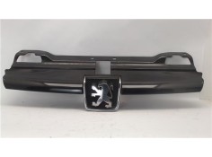 Recambio de rejilla capo para peugeot 406 berlina (s1/s2) referencia OEM IAM 9616258477 1851485101 