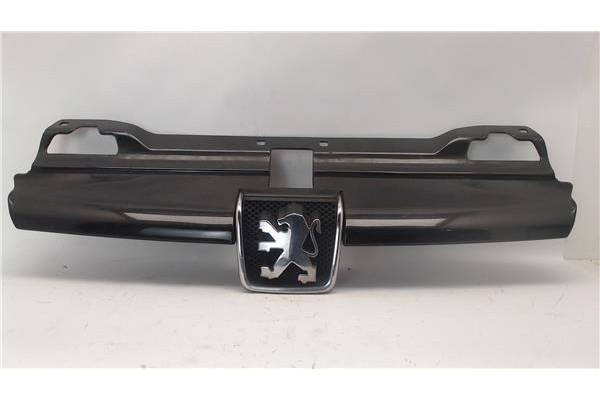 Recambio de rejilla capo para peugeot 406 berlina (s1/s2) referencia OEM IAM 9616258477 1851485101 