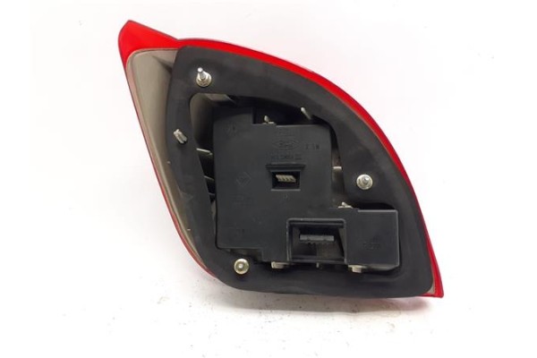 Recambio de piloto trasero derecho para ford fiesta iv (ja_, jb_) 1.25 i 16v referencia OEM IAM 1044154 2202386 1002001 , FORD |