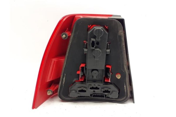 Recambio de piloto trasero derecho para volkswagen bora berlina (1j2) 1.6 referencia OEM IAM 1J5945096AB 2222127 