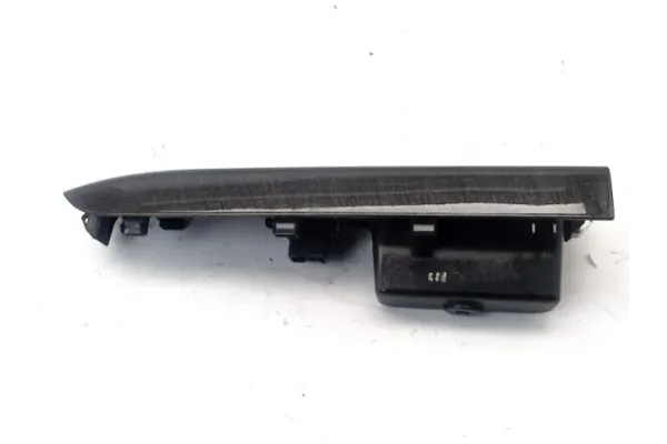 Recambio de botonera puerta delantero derecha para kia sorento (bl) 2.5 crdi referencia OEM IAM 935753E0108Y  
