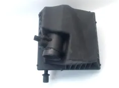 Recambio de carcasa filtro aire para opel astra j 1.6 referencia OEM IAM 13301783  