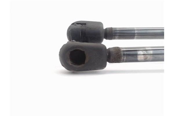 Recambio de amortiguador porton para volkswagen multivan v (7hm, 7hn, 7hf, 7ef, 7em, 7en) 2.5 tdi referencia OEM IAM 7h0827550B 