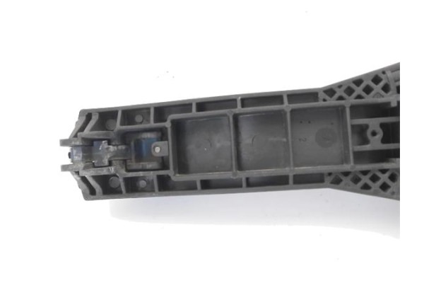 Recambio de maneta exterior delantero derecha para mercedes-benz clase a (bm 168) 1.9 190 (168.032) referencia OEM IAM A16876001