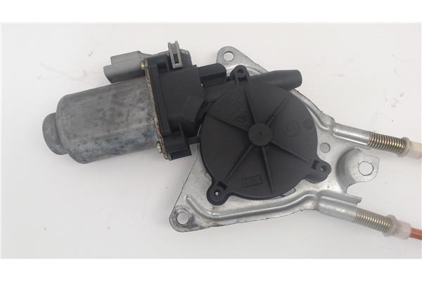Recambio de mecanismo elevalunas delantero izquierdo para citroen saxo referencia OEM IAM   