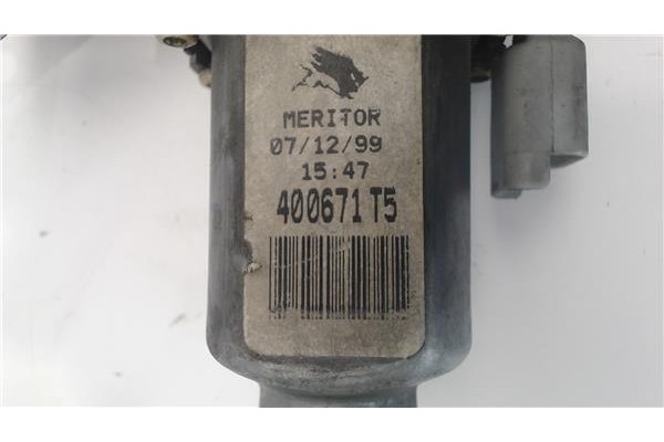 Recambio de mecanismo elevalunas delantero izquierdo para citroen saxo referencia OEM IAM   