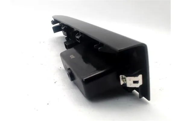 Recambio de botonera puerta delantero derecha para kia sorento (bl) 2.5 crdi referencia OEM IAM 935753E0108Y  