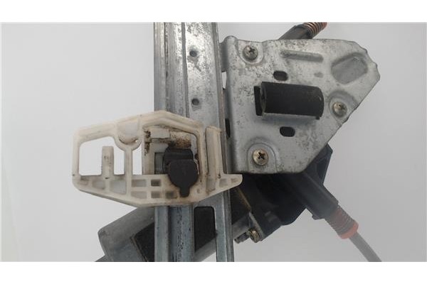 Recambio de mecanismo elevalunas delantero izquierdo para peugeot 206 referencia OEM IAM   