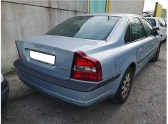 volvo s80 berlina del año 2002