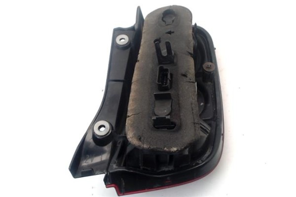 Recambio de piloto trasero izquierdo para nissan micra (k12e) 1.2 16v referencia OEM IAM 26559AX720  