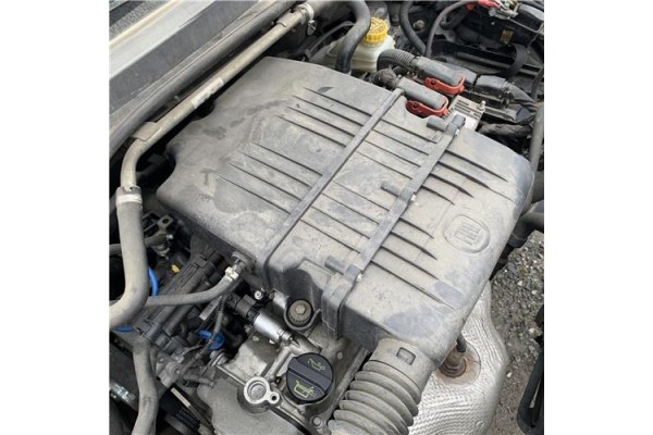 Recambio de carcasa filtro aire para fiat punto / grande punto (199) 1.4 referencia OEM IAM 51888090  