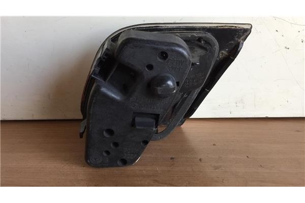 Recambio de piloto porton trasero izquierdo para bmw serie 3 coupe (e46) 1.9 318 ci referencia OEM IAM 8364725  