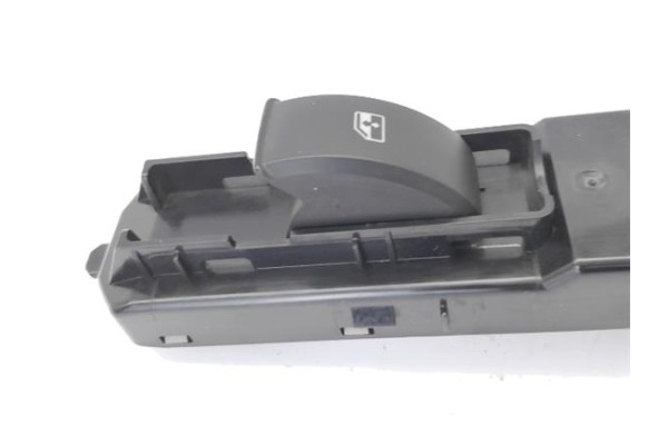 Recambio de mando elevalunas delantero derecho para saab 9-3 berlina 1.9 tid referencia OEM IAM 12764031  