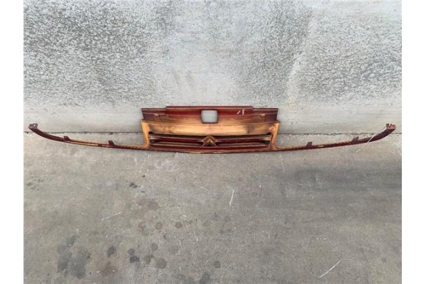 Recambio de rejilla capo para citroen xantia berlina referencia OEM IAM 7804H1  