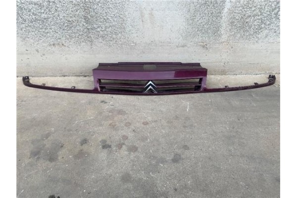 Recambio de rejilla capo para citroen xantia berlina referencia OEM IAM 7804H1  
