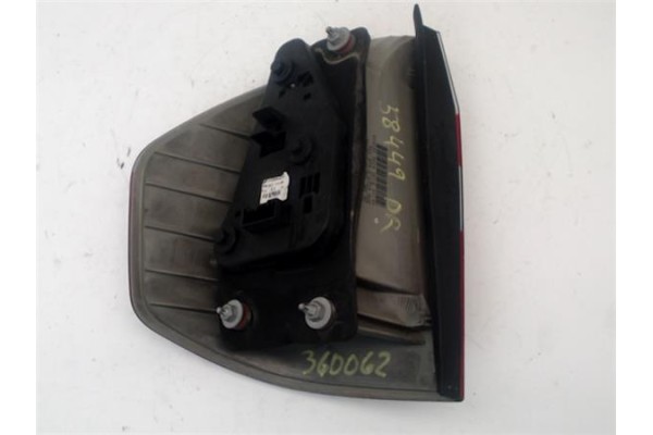 Recambio de piloto trasero derecho para bmw serie x3 (e83) 3.0d referencia OEM IAM 63213404104  