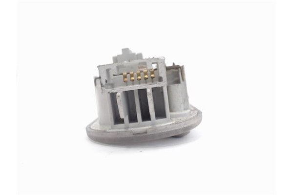 Recambio de luz delantero central techo para renault megane ii berlina 5p referencia OEM IAM   
